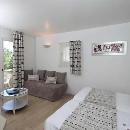 Hotell Val Baussenc, The Originals Relais